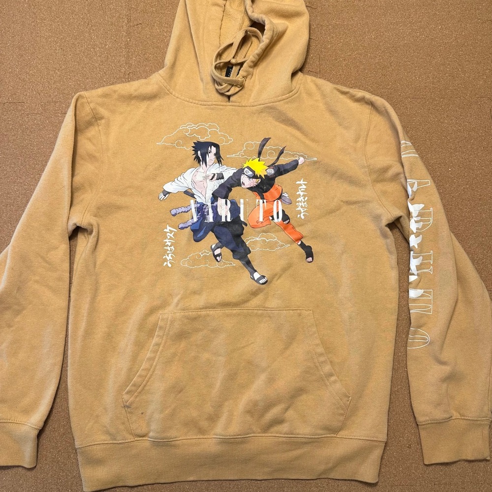 Naruto Shippuden Sasuke Graphic Hoodie Tan Yellow Men Small VIZ Media Sweatshirt